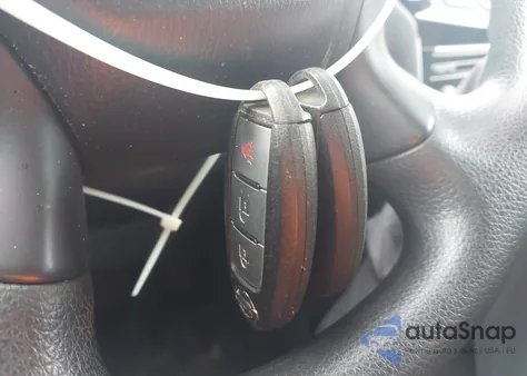 2019 Nissan Pathfinder S z USA, uszkodzony, nr VIN 5N1DR2MN6KC584359